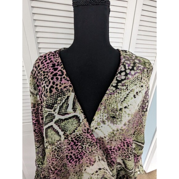 Ashley Stewart Curvy Girl 2X Blouse Animal Print Chiffon SurpliceRuffle HiLo NEW - Picture 3 of 14